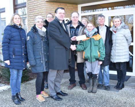 Spende Versicherer im Raum der Kirche 2018