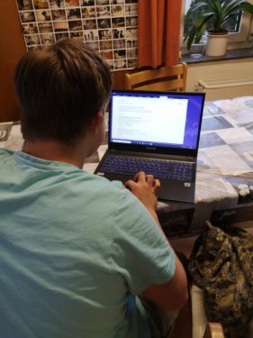 Arbeiten am Laptop